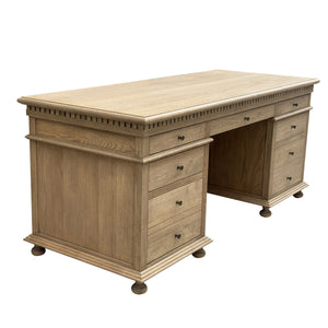 Grande Hamptons Classic Desk - Weathered oak