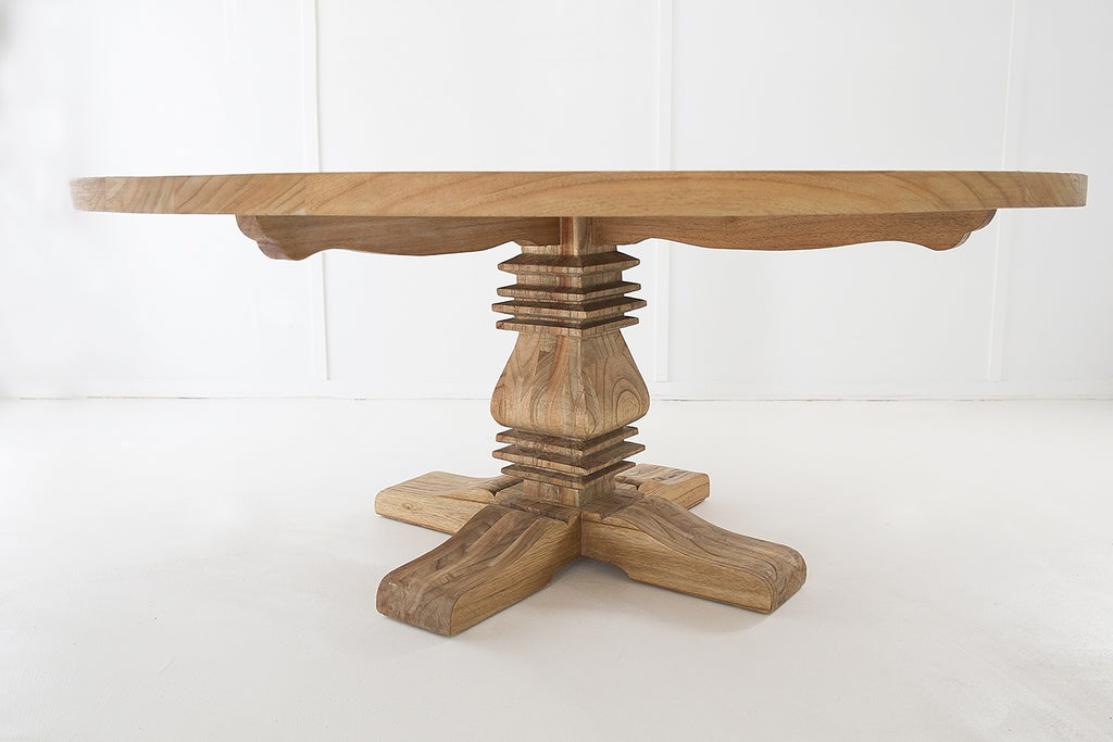 Nantucket Round Pedestal Table